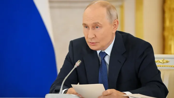 Путин обсудил экономическое развитие и социальную политику