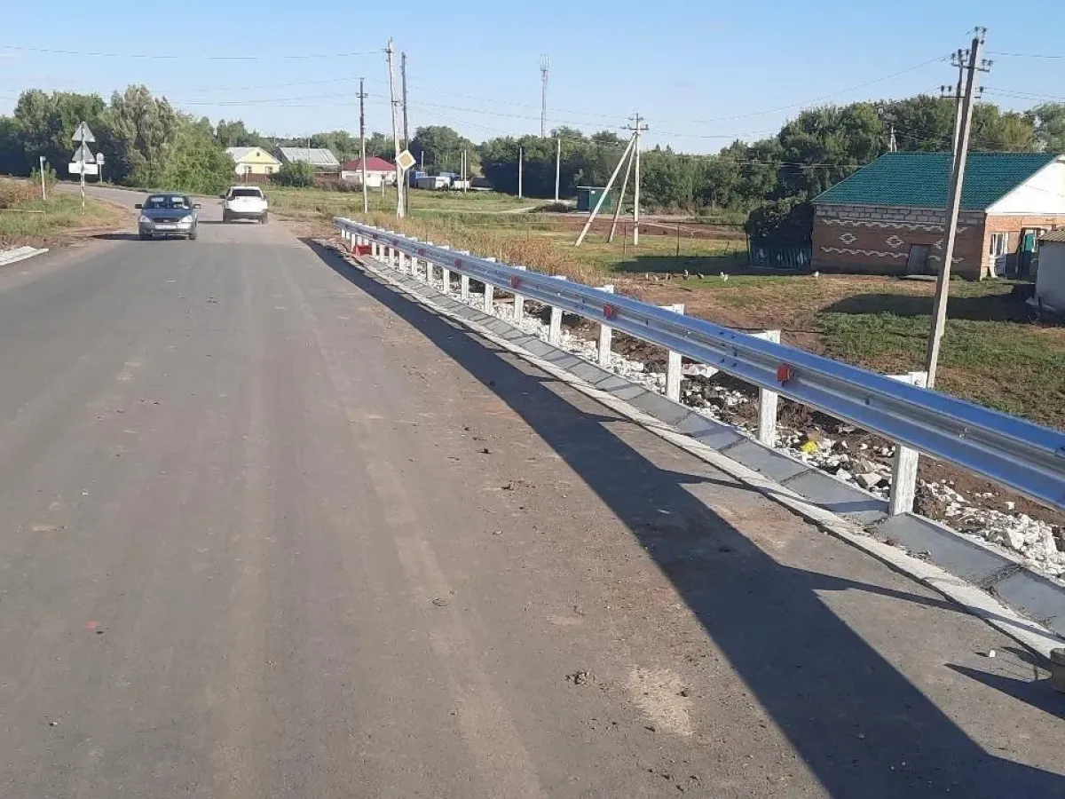 Капитальный ремонт моста через реку Ветлянку в Кулешовке выполнен на 98%