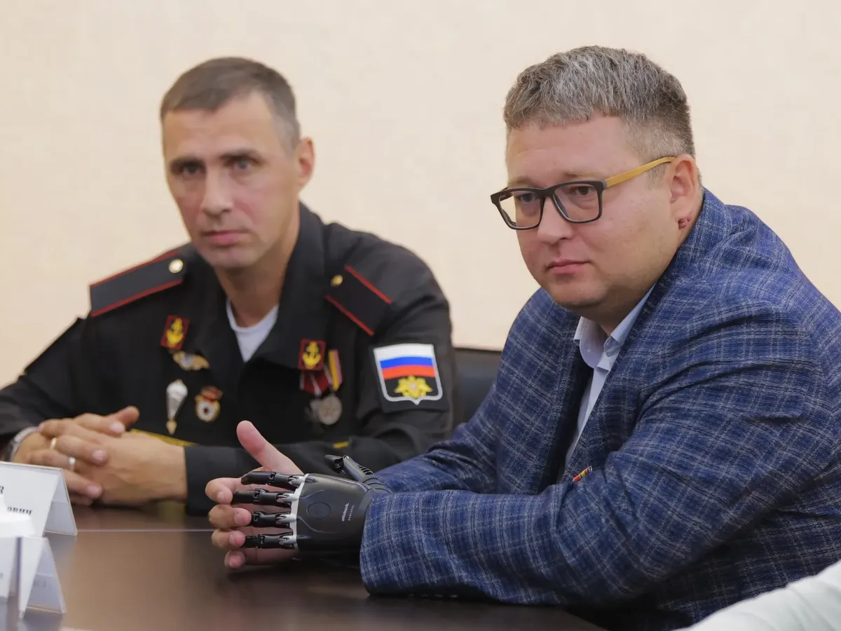 Вячеслав Федорищев обсудил в Чапаевске помощь пострадавшим от атаки БПЛА на Ozon и поддержку ветеранов СВО