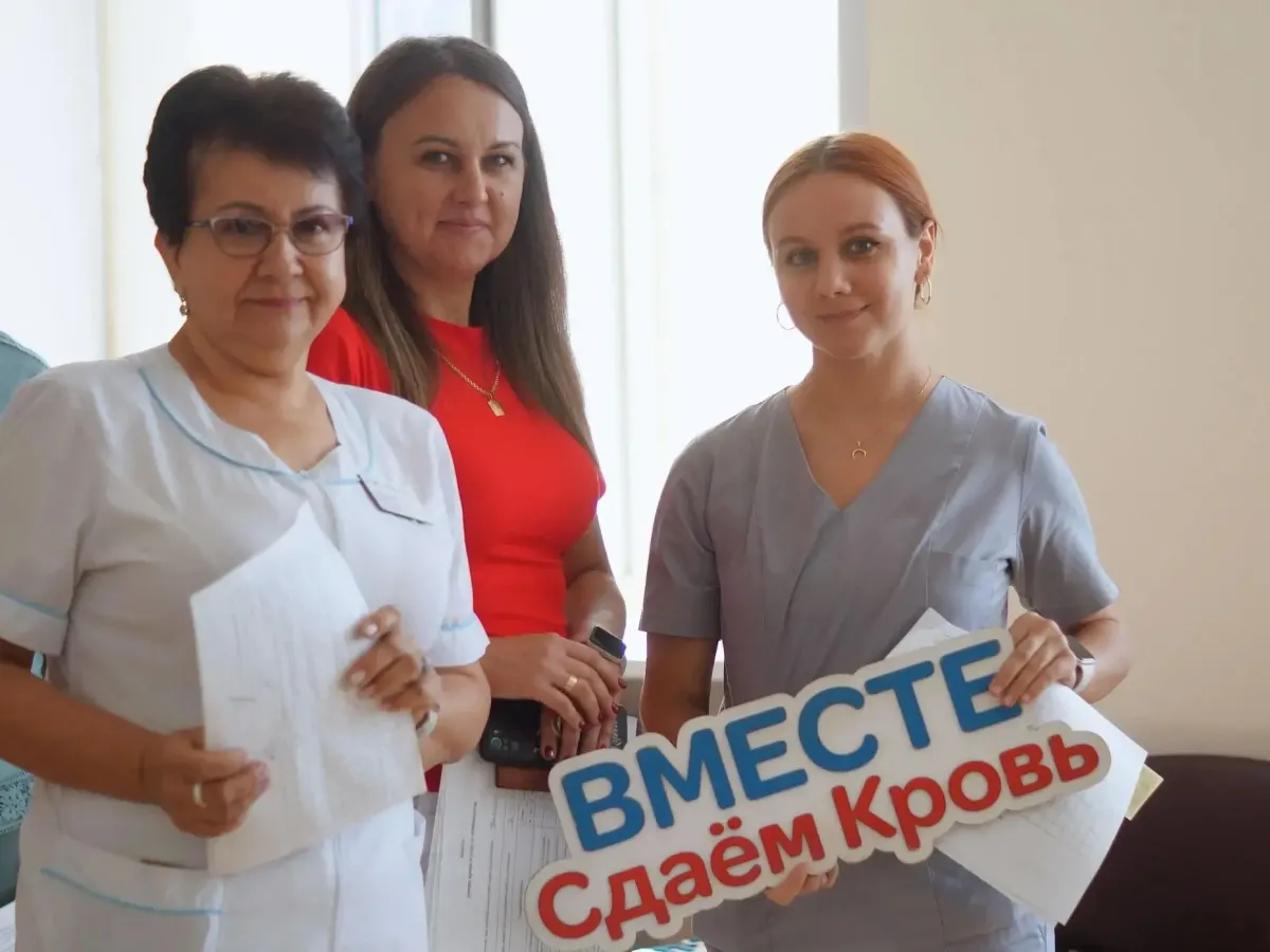 Жители Большой Глушицы и Елховки сдали почти 50 литров донорской крови