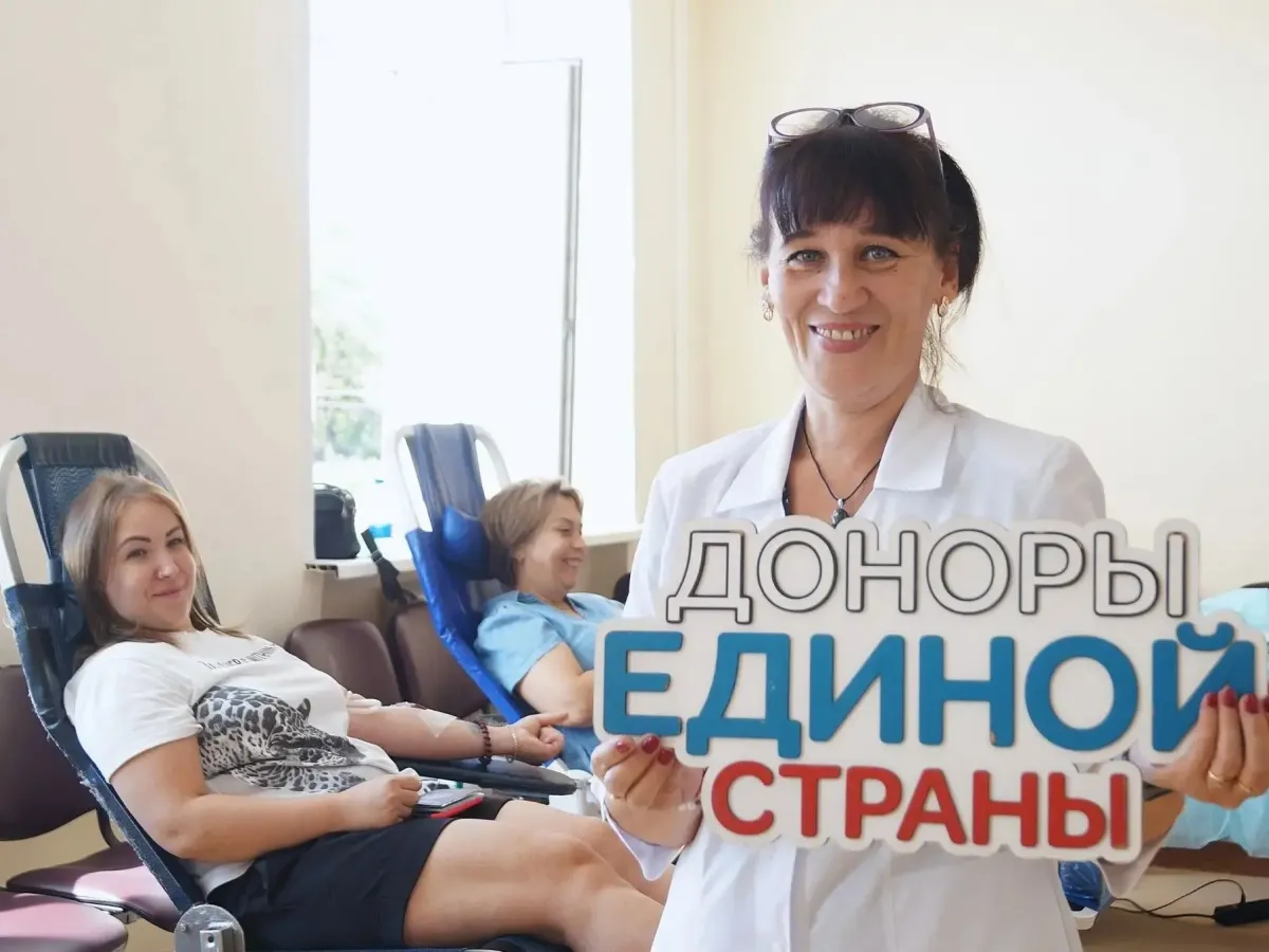 Жители Большой Глушицы и Елховки сдали почти 50 литров донорской крови